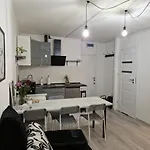 K22 Marszalkowska 111 Centrum Lägenhet